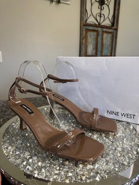 Nine West Ripe 3 Brown Patent Ankle-Strap Mid Heel Sandals NEW 9